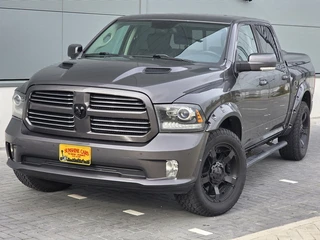 Dodge Ram 1500 SPORT 4X4 CREW CAB. 5,7LTR V8 AUT. LAGE CAT. 35K ONDERHOUD EN REVISIE REEDS GEHAD MET