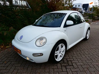 Volkswagen New Beetle 2.0i 116pk Highline Airco APK Sep. 2027 Youngtimer