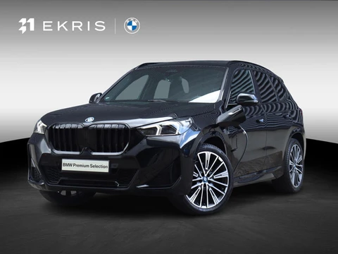 BMW X1 xDrive25e | M Sportpakket Pro | Panodak | Trekhaak | Elektr. Stoelen | Head-Up | Driving Assi