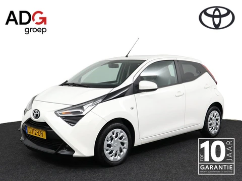 Toyota Aygo 1.0 VVT-i x-play | DAB+ | Achteruitrijcamera | Apple Carplay/Android Auto
