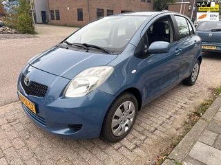 Toyota Yaris 1.3 VVTi Sol MMT