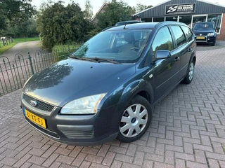 FORD FOCUS 1.6 *Airco*Cruise*Trekhaak NW APK