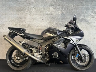 Yamaha YZF R6 (bj 2004)