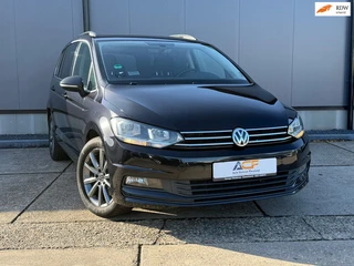 Volkswagen Touran 1.5 TSI Comfortline Business 7p 1e eig zeer nette auto