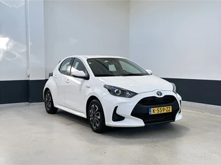 Toyota Yaris 1.5 Hybrid Active | Apple carplay/ Android Auto| Camera | NL | 1 EIg|