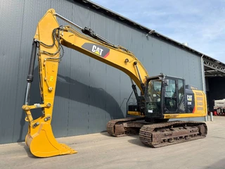 Cat 320E L (bj 2013)