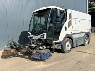 Johnston CX401 - 80 km/h - Sweeper (bj 2018)