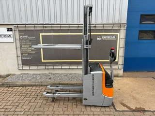 VS-23104 Elektrische stapelaar Still EXV12I