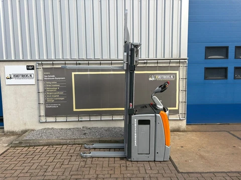 VS-23138 Elektrische triplex stapelaar Still