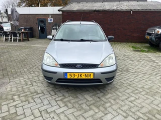 Ford FOCUS Wagon 1.6-16V Cool Edition parkeersensoren airco trekhaak apk mei 2027