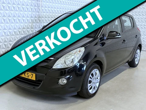 Hyundai I20 1.4i i-Motion Automaat Airco RIJKLAAR! (2011)