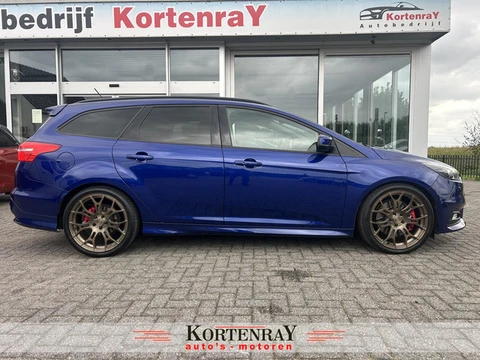Ford Focus Wagon 2.0 ST 250 PK, Bomvolvol opties, vrijwel nieuwstaat,Zie Foto,s