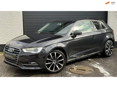 Audi A3 Audi A3 1.4 TFSI 122 PK S line | B&O | Leder | Xenon | Navi | Stoelverwarming | Cruise | 18 