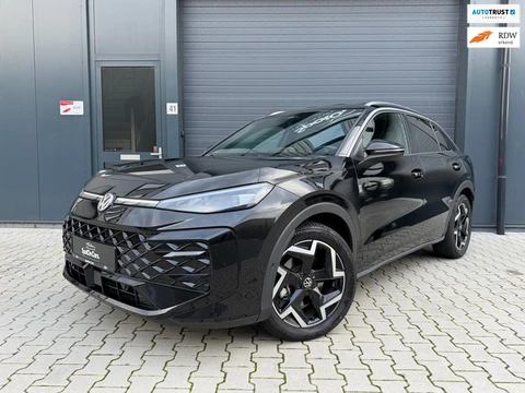 Volkswagen T-ROC 1.5 eTSI R-Line |IQ-LIGHT|CAMERA|BLINDSPOT|SFEER