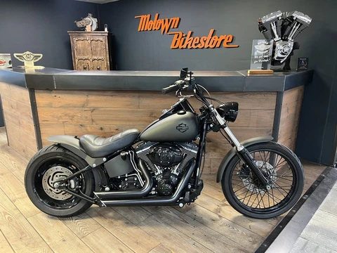 Harley Davidson FXST Softail Custom Denim Green Black Edition Vance & Hines