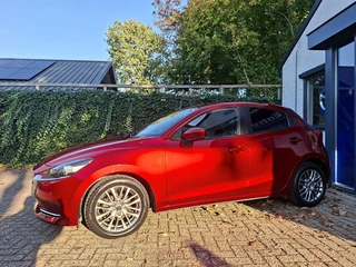 Mazda 2 1.5 Skyactiv-G Signature Aut. Trekhaak, 360° camera, ad. cruise