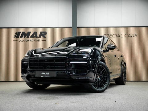 Porsche Cayenne Coupé 3.0 E-Hybrid Black Edition