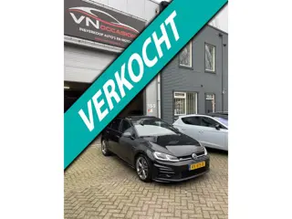 Volkswagen Golf 1.4 TSI DSG R LINE FACELIFT PANO VIRTUAL LED