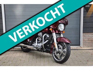 Harley Davidson FLHXS Street Glide Special 103 ABS Nette motor!