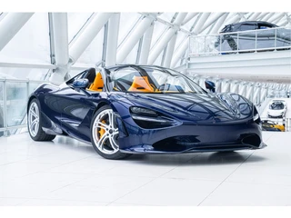 McLaren 750S Spider 4.0 V8 | Carbon Pack | Atlantic Blue | Electrochromic Roof