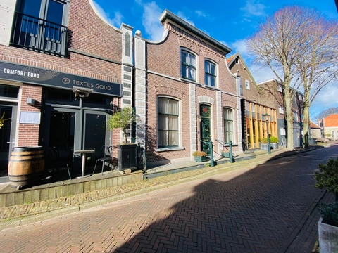 Appartement in centrum van Den Burg