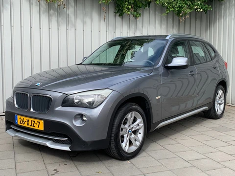 BMW X1 SDrive20i Business|Navigatie|Climate Control|
