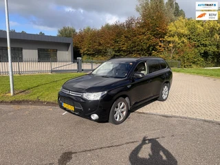 Mitsubishi Outlander 2.0 PHEV instyle Navi.Camera.Leder