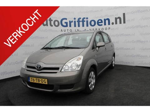 Toyota Corolla Verso 1.6 VVT-i Terra nette MPV met trekhaak
