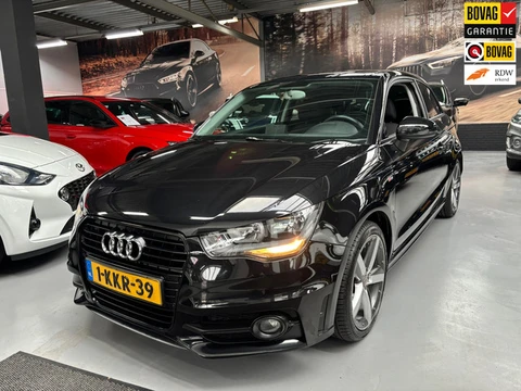 Audi A1 1.2 TFSI Admired S-Line / Panorama Dak / Navi