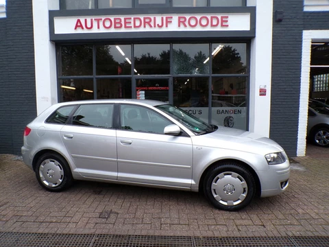 Audi A3 Sportback 1.6 5-Drs Automaat *UNIEK* AIRCO, TOP ONDERHOUDEN!