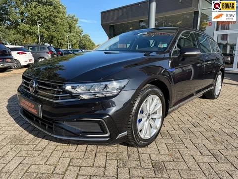 Volkswagen Passat Variant 1.4 TSI PHEV GTE Business, Navi, Trekhaak, Carplay, etc.