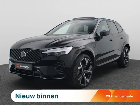 Volvo XC60 2.0 T6 Plug-in hybrid AWD Plus Dark 350PK Aut. Panoramadak, Trekhaak, Luchtvering, 22" LM