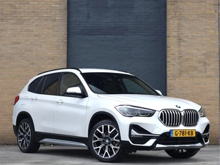 BMW X1 sDrive20i VDL Nedcar Edition | Automaat | Leder | HUD | Cam |