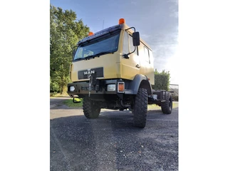 MAN 18.284 Doka Off-Road / Expedition (bj 2000, automaat)