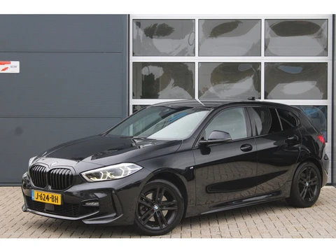 BMW 1-serie 118i M-Sport Shadow Org. NL | Camera | Sfeer | Dealer onderhouden