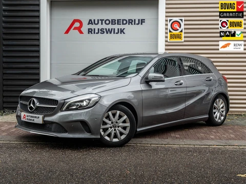 Mercedes-Benz A-klasse 180 d Business Solution Stoelverwarming/Camera