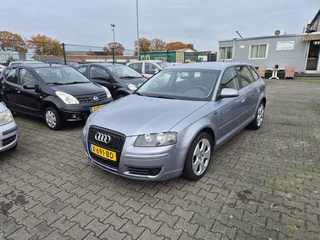 Audi A3 Sportback Audi A3 Sportback 1.6 FSI Attraction