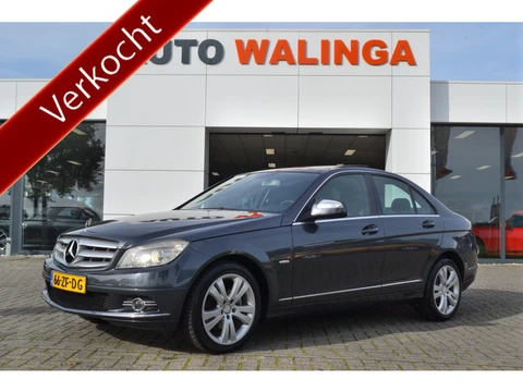 Mercedes-Benz C-Klasse 200 K Avantgarde | Leer | Panoramadak | Stoelverwarming | Audio Comand Navi |