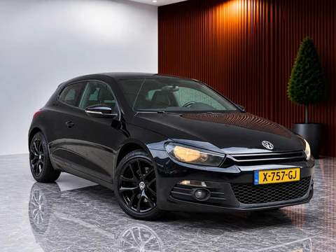 Volkswagen Scirocco 1.4 TSI 160PK! (NIEUWE KETTING, CARPLAY, PARKEERSENSOREN, STOELVERWARMING, CRUIS