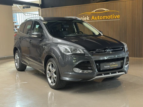 Ford Kuga 1.5 Titanium Styling Pack Trekhaak  | NAVI  | Cruis Control