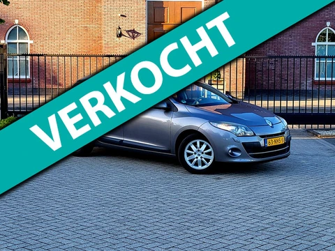 Renault Mégane Estate 2.0 Privilége / Automaat / Leer / Airco / Navi / Dealer onderhuden / Cruise / 