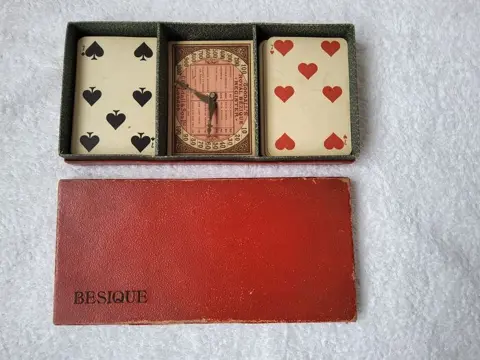 Besique - Kaartspel - 1940-1949 - Verenigd Koninkrijk