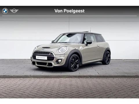 MINI 3-deurs Cooper S MINI 3-Deurs Cooper S | Apple CarPlay | Panoramadak | Park Distance Control