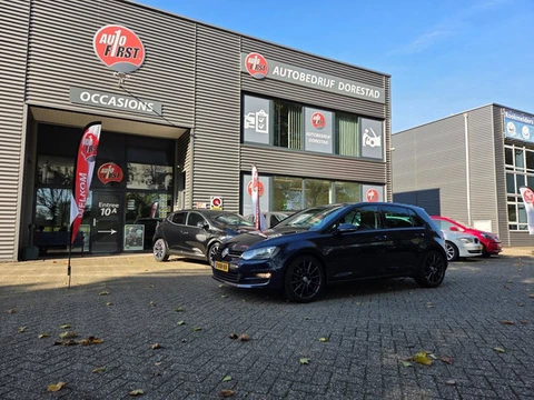 Volkswagen Golf 1.2 TSI Allstar Connected Series| Automaat| LED| stoelverwarming| stuurverwarming| A