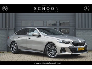 BMW 5 Serie 520i M-PAKKET | ACC | 360 CAM | HUD | H&K |