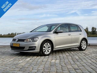 Volkswagen Golf 1.0 TSI Connected Series|Carplay|Camera|Cruise