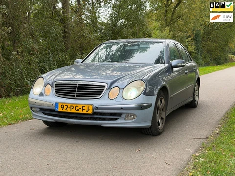 Mercedes-Benz E-klasse 240 Avantgarde | Automaat + Cruise control Nu € 2.950,- !!!