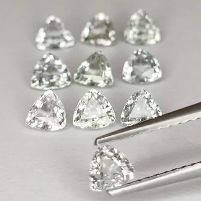 10 pcs Heel lichtgroen/blauw/roze Saffier - 2.91 ct