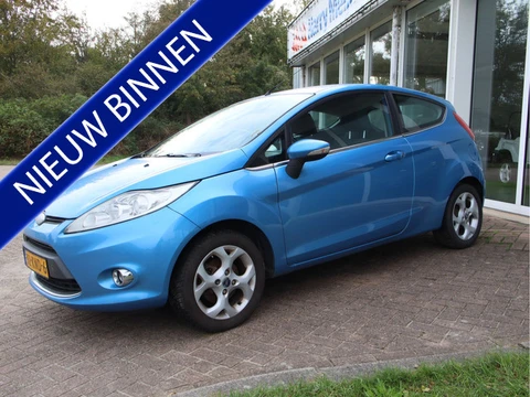 Ford Fiesta 1.25 Titanium Titanium! Airco! APK oktober 2027! Kan direct mee!