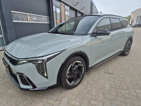 Kia K4 Sportswagon 1.0 T-GDi MHEV GT-Line Launch Edition (pano) deuken portieren zie foto!